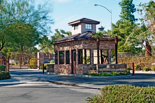 Las Vegas Country Club Entry