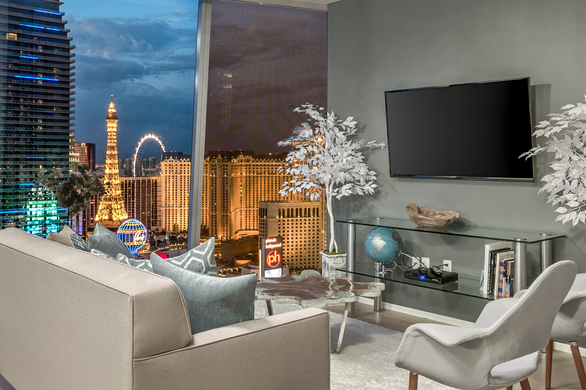 Veer Towers Las Vegas High Rise Condos For Sale Veer Towers Las Vegas High Rise Condos For sale
