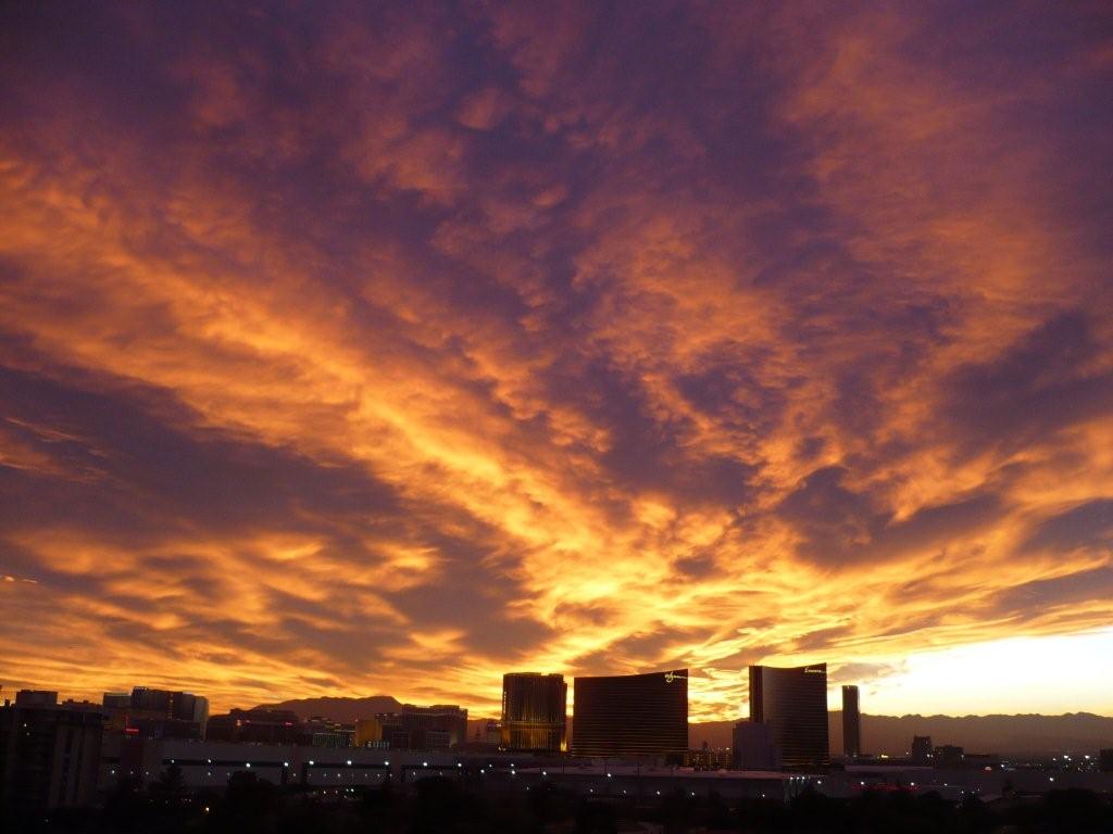 Regency Towers Las Vegas Condos