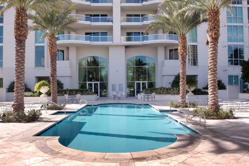 Turnberry Place Pool